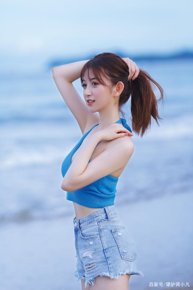 中国台湾南京高端伴游学生兼职伴游谭莉娜